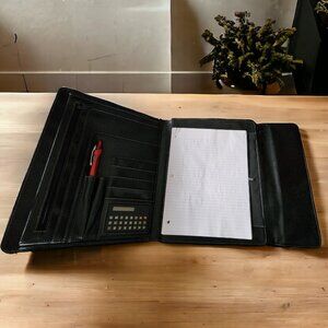 SAMSONITE Vinyl Tri-Fold Writing Pad w Calculator